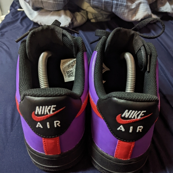 Custom Air Force 1 "Raptors" - Picture 5 of 7